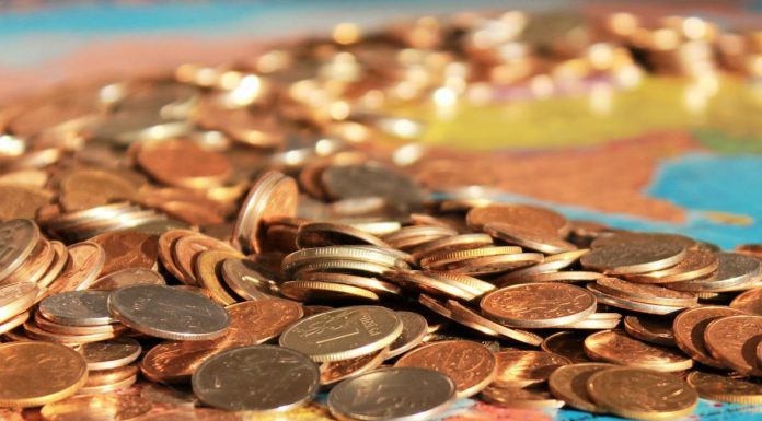 Electric car makers ride on sops to woo cab operators