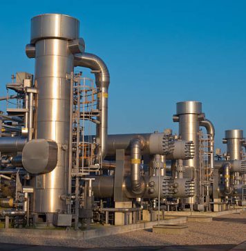 Oil Languishes Below $80 as Recession Fears Outweigh Tighter Supply Oil languishes