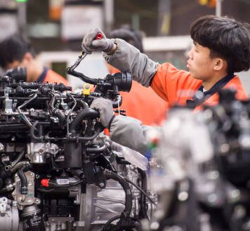 China Manufacturing PMI Shrinks for 5th Straight Month in Dec – Caixin China manufacturing
