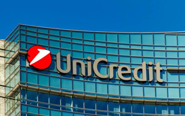 UniCredit Hikes Payout Goal By 40% After Record Rofit UniCredit