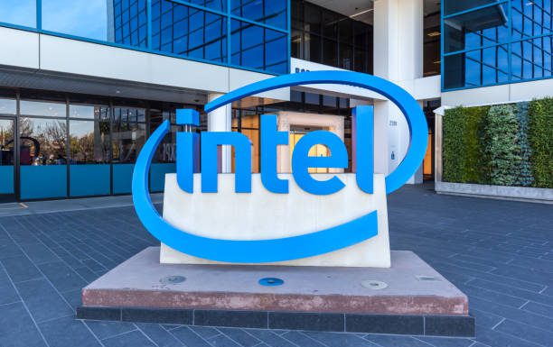 Exclusive-Intel Weighs Boost To Investment In Vietnam Chip Packaging Plant -Sources Intel