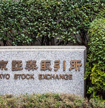 Asia FX Edges Higher, Korean Won Surges Even As BOK Holds Asia FX