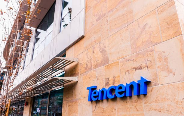 Chinese Tech Stocks Rise, Tencent Surges On Strong FY Results