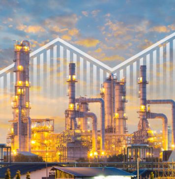 Oil Prices Rise On Weak Dollar As Markets Price in Less Hawkish Fed