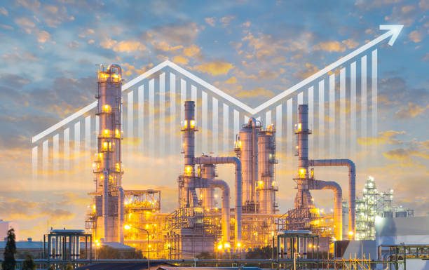 Oil Prices Rise On Weak Dollar As Markets Price in Less Hawkish Fed