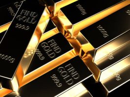 Gold Steadies Around $2,000 As Recession Fears Fuel Safe Haven Demand