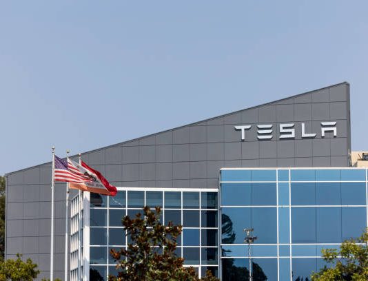 Tesla Resumes US Orders For Model 3 Long-Range Version At Lower Price