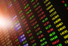 Nikkei Closes Above 33,000 For The First Time In 33 Years