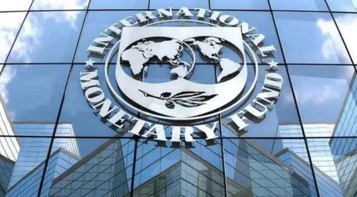 IMF Forecasts 3.5% Economic Growth for Pakistan in FY25